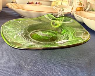 Green depression glass juicer reamer vintage