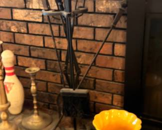 Bowling pin wrought iron candle holder amber ruffled glass bowl