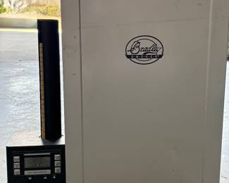 Bradley Digital Smoker