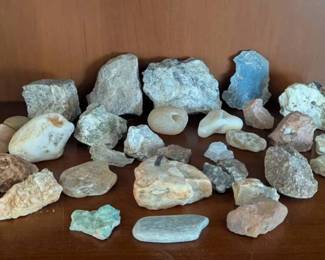 KN250Quartz, Agate, Clam Pearl, Witch Stone  More