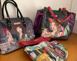 KN141Nicole Lee Handbag Trio