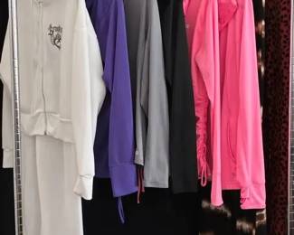 KN132Womens Athletic Clothing