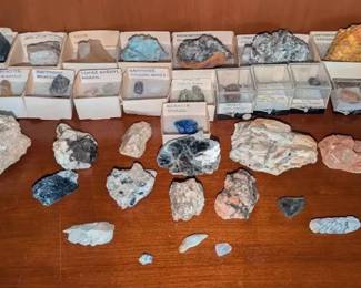 KN226Hemimorphite, Pyrite, Kyanite, Sapphire, Topaz,  More