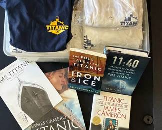 KN240Titanic Movie Memorabilia Books  TShirts