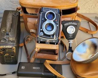 KN255VVintage Cameras And More 