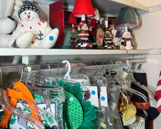 Various holiday decor