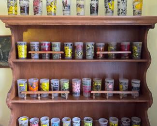 Vintage souvenir glasses