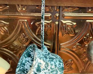 Splatter butter melter