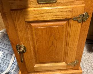 Ice box night stand