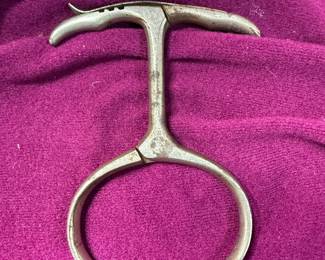 Antique single hand cuff