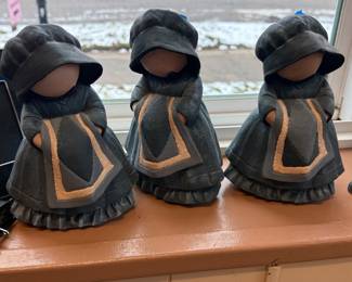 Ceramic Amish Decor