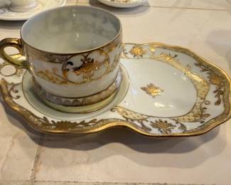 Amtique Japanese Porcelain Tea Cup, Hand Painted Gold Floral
