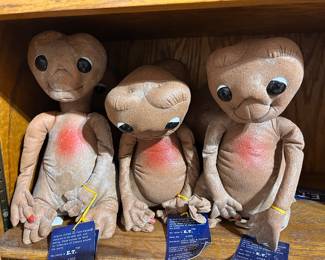 ET ‘s with original tags