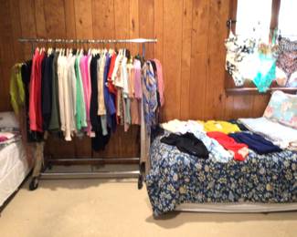 Clothing, bathing suits 