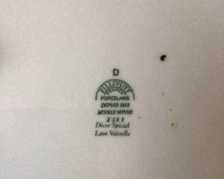 The back “pillivuyt”