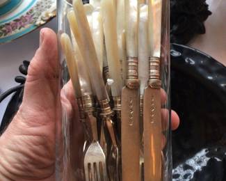 Mother of pearl fish set flatware 