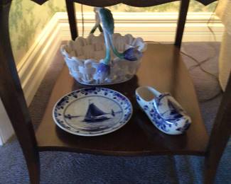 Delft, 2 tier side table