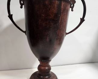 METAL GARDEN URN
