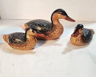 HAND CARVED DUCKS SIGNED KENT
