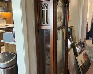 This shows the side of the grandfather clock