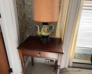 Vintage Teapot Table Lamp Featuring a Rooster Motif