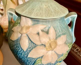 Roseville Pottery Cookie Jar in Clematis Pattern  