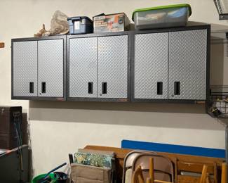 . . . diamond plate wall storage