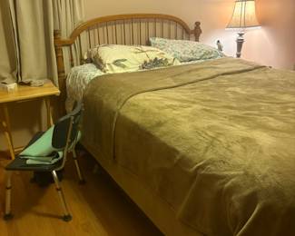 . . . with matching bed