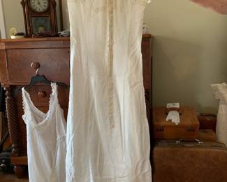 #90	Victorian Cotton w/lace Nightgown	 $25.00 