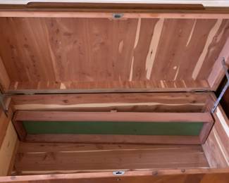 #4	Lane Waterfall Trunk w/tray - 42x18x20	 $125.00 