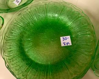 #360	Green Depression Set of 8 9" Salad Plates	 $30.00 
