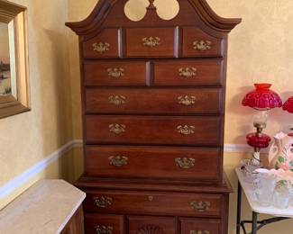 #26	American Drew Hi-/boy w/7 drawers - 38x17x77	 $225.00 