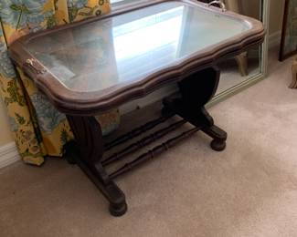#146	Wood Table w/Glass Tray Top Lift-Off Table  w/brass handles- 25x17x18	 $75.00 
