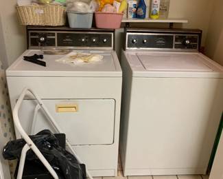 #73	Kenmore Washer w/agitator and Hamper Dryer Matching Set 	 $100.00 