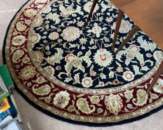 #139	Round Machine Made Black/Red/Cream Floral Rug - 67" Round	 $75.00 