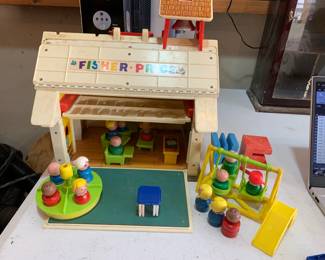 #195	fisher price school house as is missing some pieces	 $35.00 