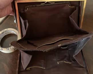 #112	Kaoret Crocodile Clutch - 1940-1950 (as is some wear with age)	 $50.00 