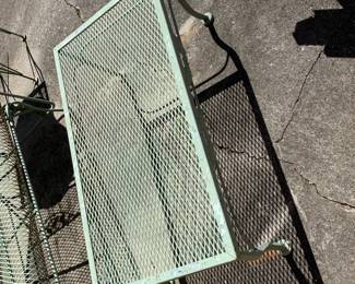 #228	metal coffee table 33x18x13	 $20.00 