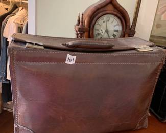 #101	Mead Medical Laboratory Bag 	 $50.00 