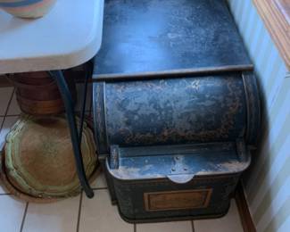 #31	Metal Coal/Wood bin w/slide metal Top - 18x28x21	 $125.00 