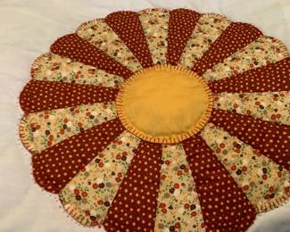 #156	Grandmothers Flower set w/brown & Gold - Hand-Quilted Quilt- 80x100 w/polyester Batting	 $60.00 