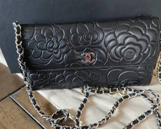 Chanel Wallet on Chain