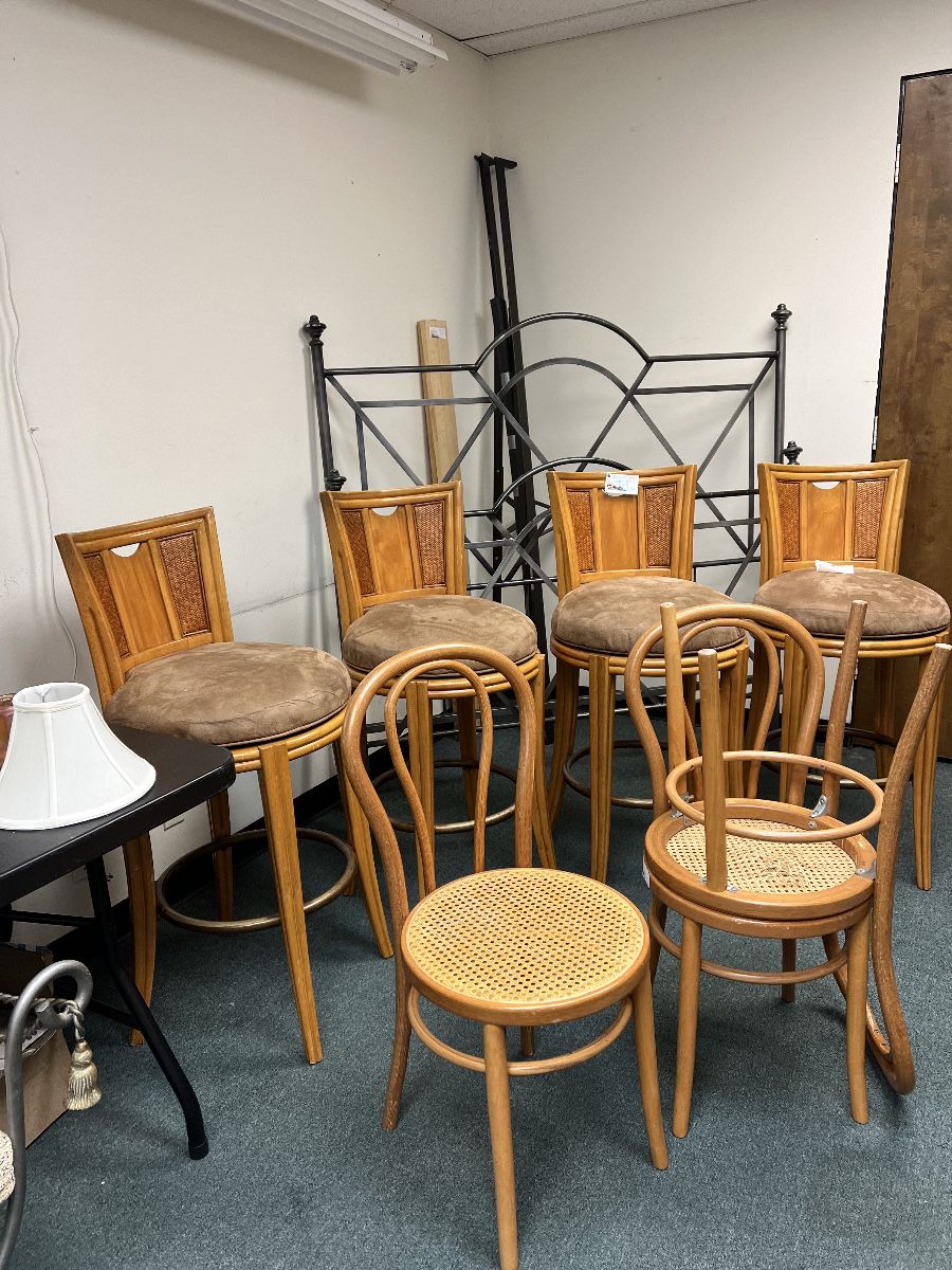 Rattan swivel bar stools