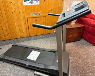 Treadmill 
