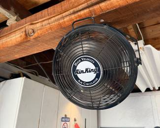 Shop fan 