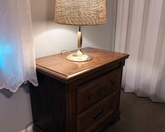 Small chest of drawers and modern table lamp 