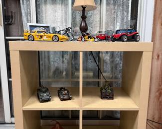 Small cubicle stand 