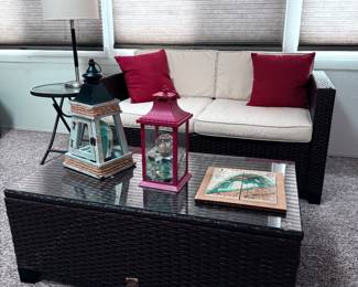 Contemporary wicker set 