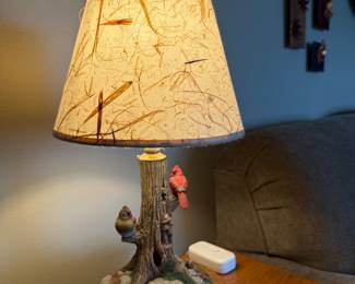 Cardinal accent lamp 