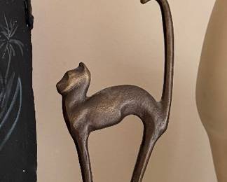 Mid Century brass cat dinner bell, designed by Walter Bosse, 1950s